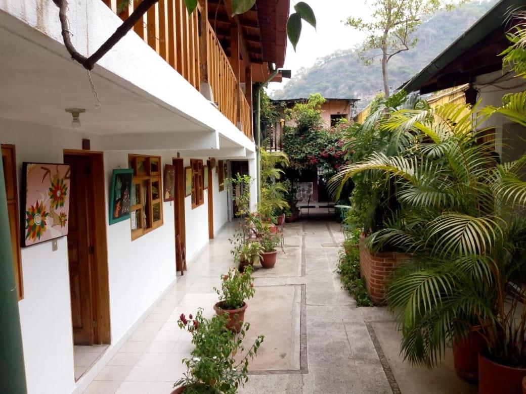 Hostal Mario'S Rooms Panajachel Zewnętrze zdjęcie